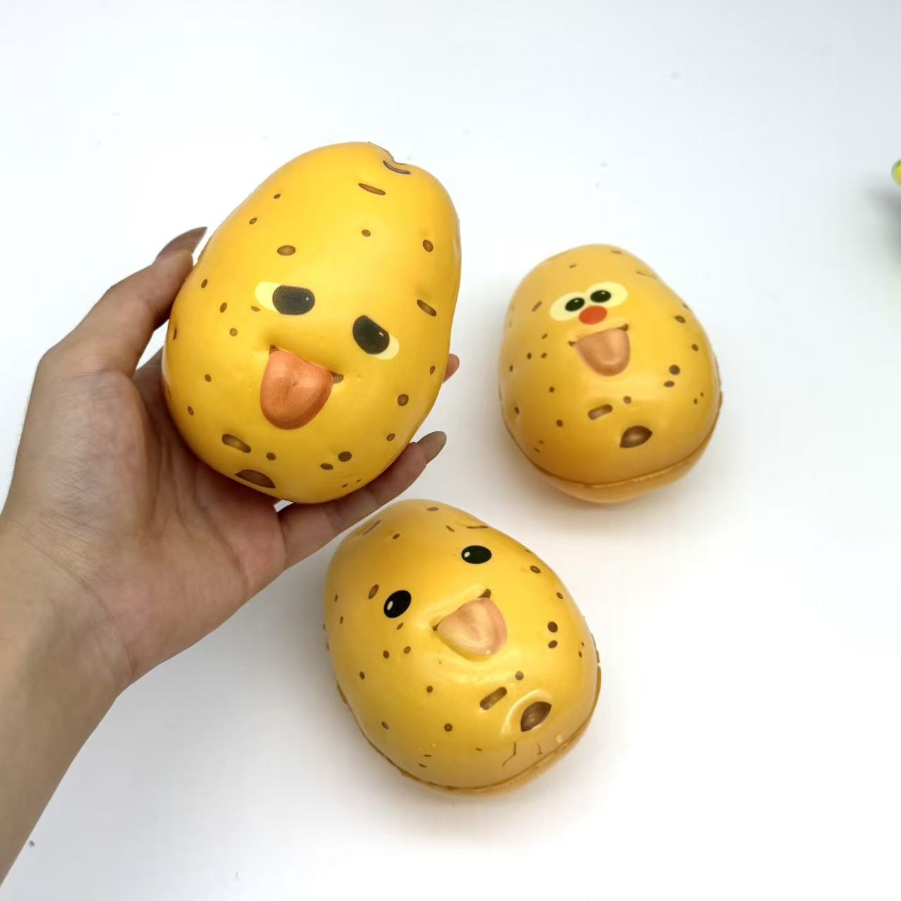 Mainan Lunak Berbentuk Kentang - Novelty Gifts ulasan dan harga